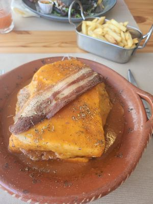 Francesinha!! at Guará in Vila Nova De Gaia