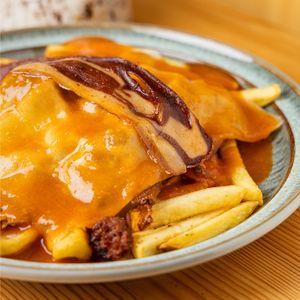 Batatas Rotas at Guará in Vila Nova De Gaia