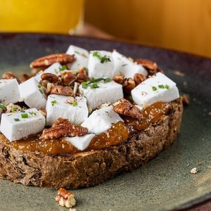 Bruschetta Pumpkin e Pecan at Guará in Vila Nova De Gaia