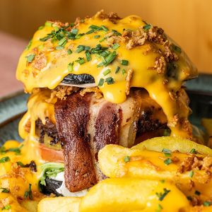 Burger Guloso at Guará in Vila Nova De Gaia