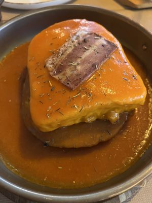 The francesina  at Guará in Vila Nova De Gaia