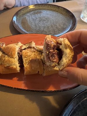 Cachorrinho  at Guará in Vila Nova De Gaia