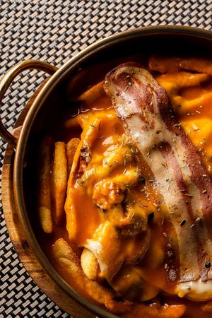 Batatas Rotas at Guará in Vila Nova De Gaia