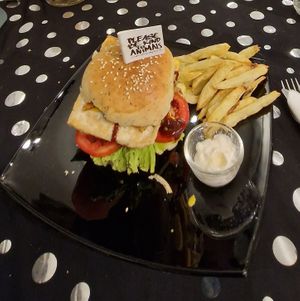 Bangin' burger at Slaughterhouse Vegan in Calangute