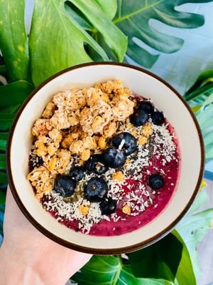 Vegan + gluten free - smoothie bowl at No8 High St  in Inverurie