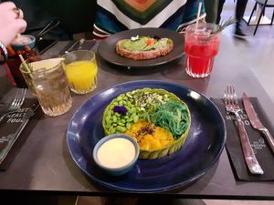 Very nice meal at The Avocado Show in Leidschendam