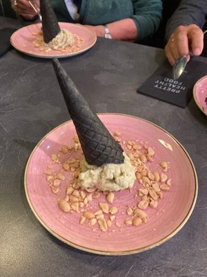 Delicious avocado and peanut ice cream at The Avocado Show in Leidschendam