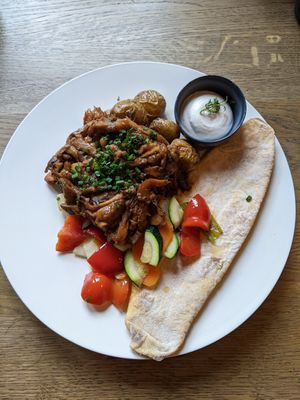 pita with pulled mushrooms at Steinhaus1718 in Budingen