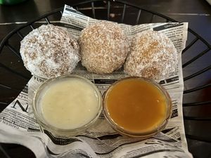 Quarkbällchen 🤤  at Steinhaus1718 in Budingen