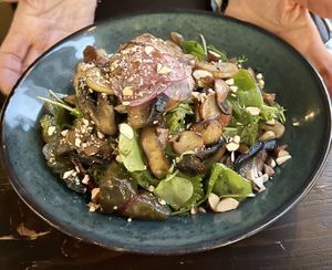 Pilz-Salat   at Steinhaus1718 in Budingen