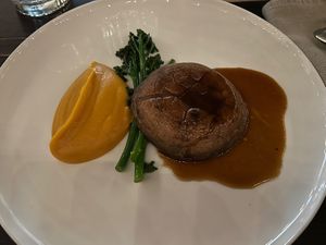 Portobello mit Süßkartoffel Püree  at Steinhaus1718 in Budingen