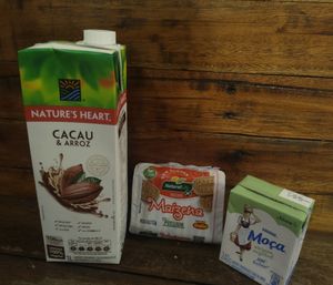 leite de arroz com cacau da nature's heart, bolacha de maizena gluten free (vegan) e leite condensado vegano at Maná - Mercado Natural in Peruibe