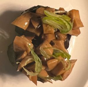 Gunkan mushroom and nori  at Armonico in Milan