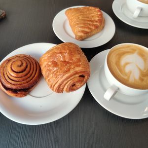 Cinnamon roll, Pain au Chocolat and Apple Pie at Foxy's Bake Shop in Riga