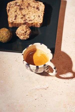 Specialty coffee and vegan pastries at Froots & Roots in Barcelona