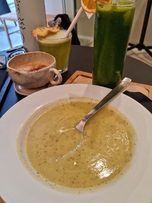  at Froots & Roots in Barcelona