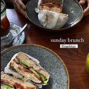  at Bagels Lepu in Mexico City