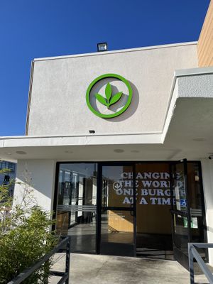 Plant Power 💪🏽🍟  at Plant Power Fast Food in Hollywood