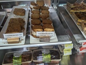 Vegan coconut oatmeal yoyo (did not try) at Nuflours Bakery in Seattle