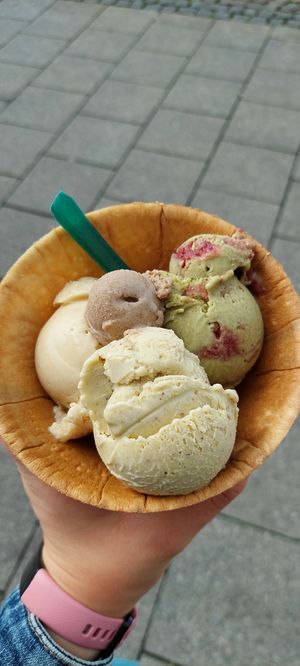  at Eisbrunnen - Vegan Ice Cream in Munich