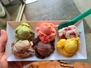  at Eisbrunnen - Vegan Ice Cream in Munich