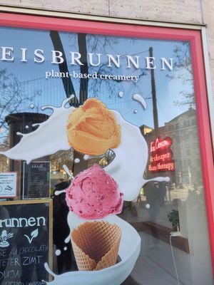 Entrance window at Eisbrunnen - Vegan Ice Cream in Munich