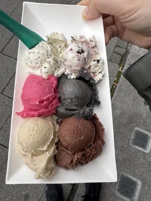   at Eisbrunnen - Vegan Ice Cream in Munich