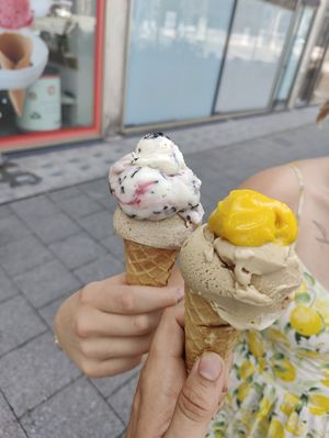  at Eisbrunnen - Vegan Ice Cream in Munich