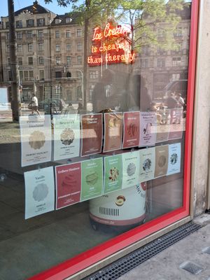  at Eisbrunnen - Vegan Ice Cream in Munich