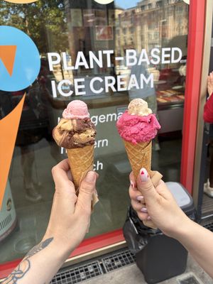  at Eisbrunnen - Vegan Ice Cream in Munich
