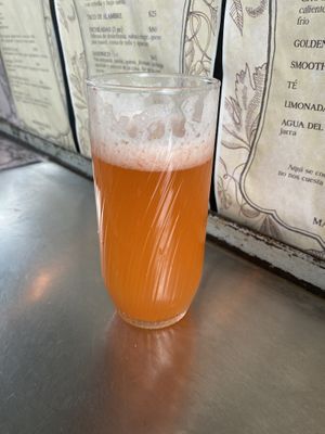 Limonada de fresa  at Mandragora Vegan in Mexico City