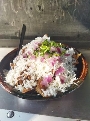 Chilaquiles de pasilla con harta barbasoya at Mandragora Vegan in Mexico City