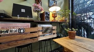 Such a fun vibee  at Mandragora Vegan in Mexico City