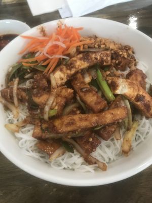 lemongrass tofu w/ bun at Sunflower in Austin