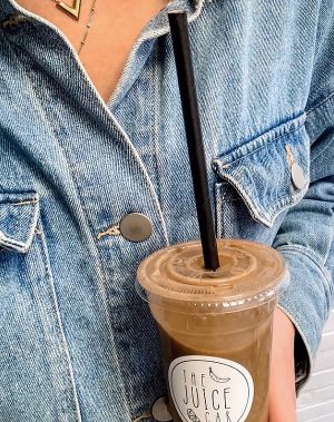  at The Juice Car in Den Burg