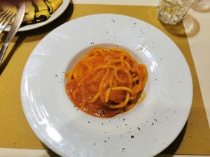 Pici pomodoro at Il Masgalano in Siena