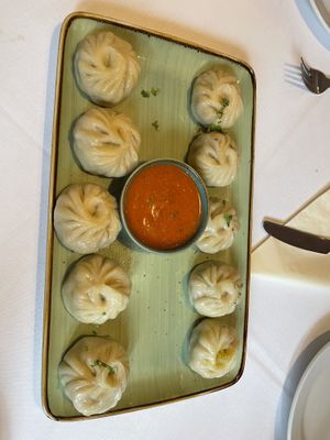 Momos  at Yak & Yeti in Munich