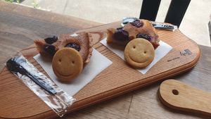 Cakes at Oli−Oli in Ninohe