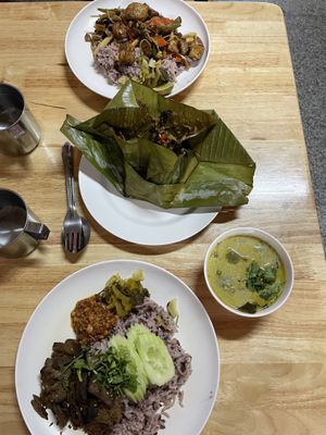 Curry with rice, tofu in banana leaves  at Ming Kwan in Chiang Mai