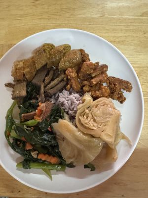 Yummy  and 85 baht   at Ming Kwan in Chiang Mai