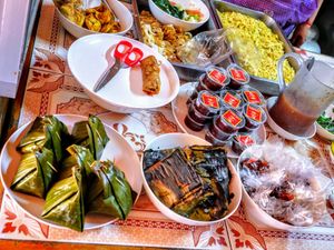 Desserts and extras at Ming Kwan in Chiang Mai