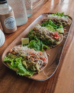 3 Tacos Suaves 🇲🇽 🌮 + MCT Latte 🧋 at Juki & Co in Cali