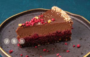  at Lo vegano in Yekaterinburg