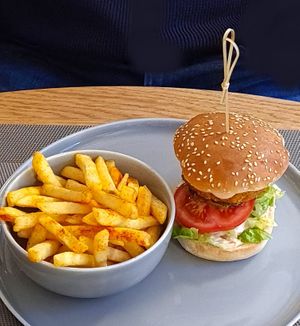  at Das Anders in Koenigswinter