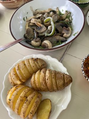   at O Linós in Paphos