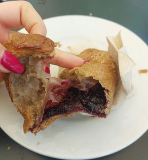 lampone e fiori di sambuco at Verso Coffice Catania in Catania