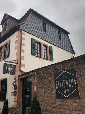 Fassade zur Straße   at Steinhaus1718 - Hotel in Budingen