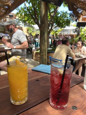 Drinks  at La Cabana in South Fremantle