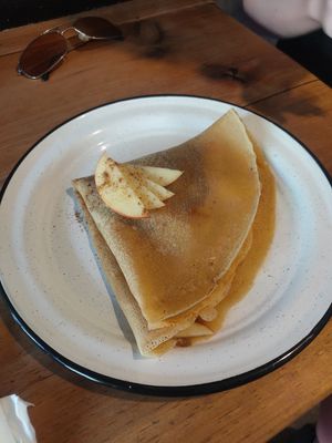 Vegan Cinnamon and Apple Crepe at El Gecko in Mazunte