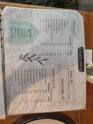 Menu at El Gecko in Mazunte